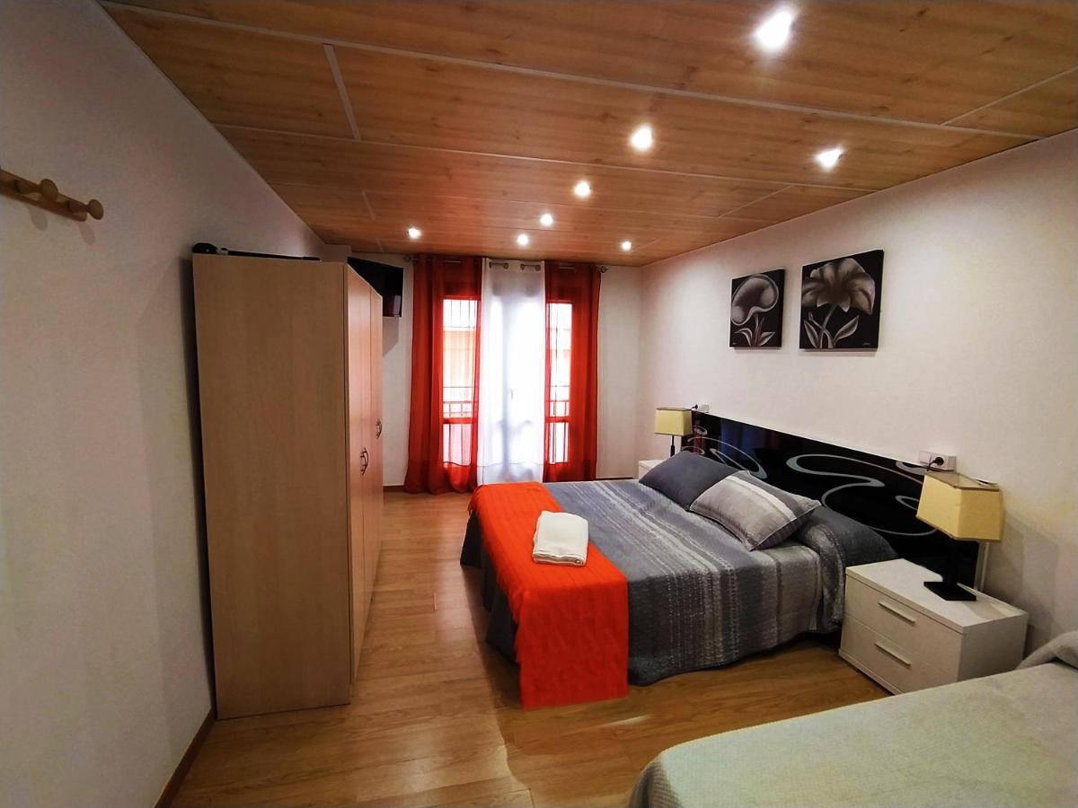 Casa Ramon Y Cajal Alcañiz Exteriör bild
